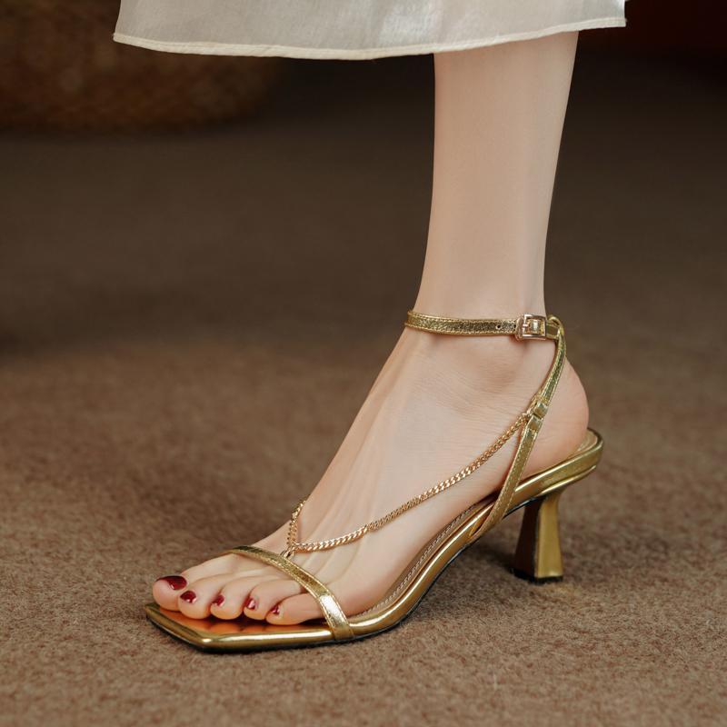 Золотые женские модные сандали – обзор и цена Gold Chain Sandal