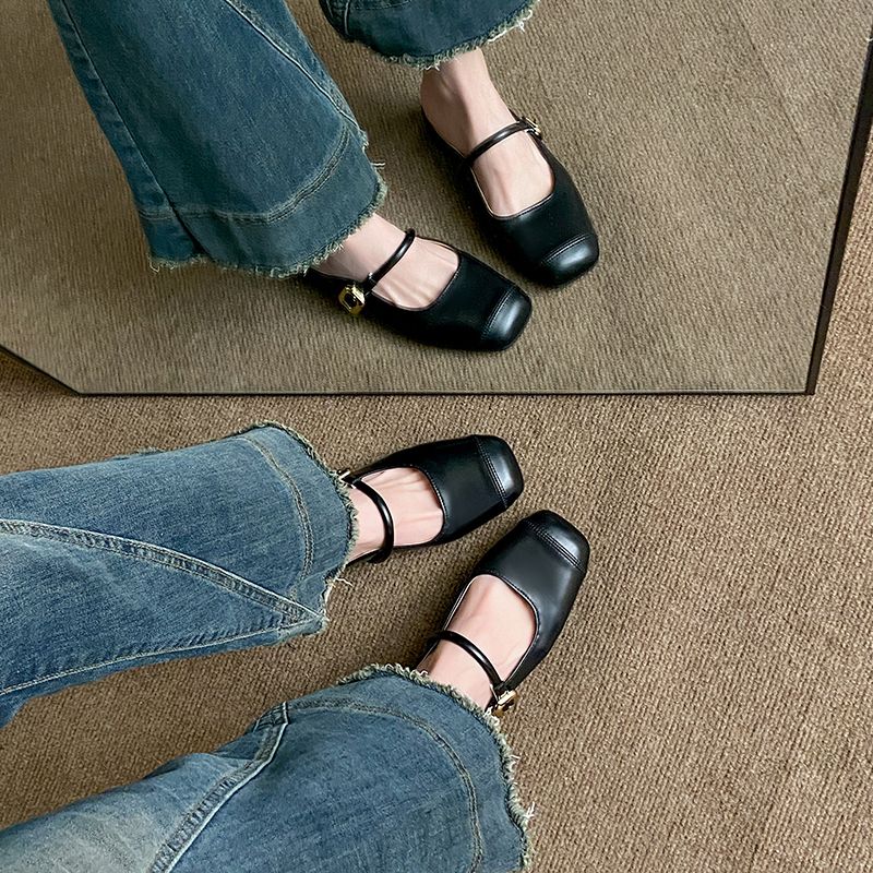 Французские мюли с закрытым но – обзор и цена Slip On Mule Flat