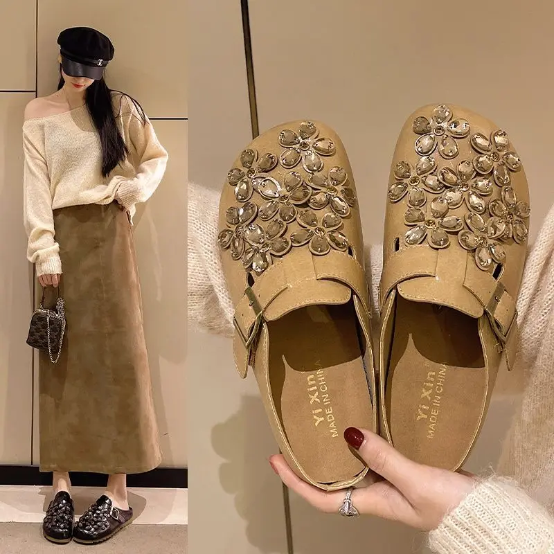 Женские мюли-сабо с цветочным  – обзор и цена Slip On Mule Flat
